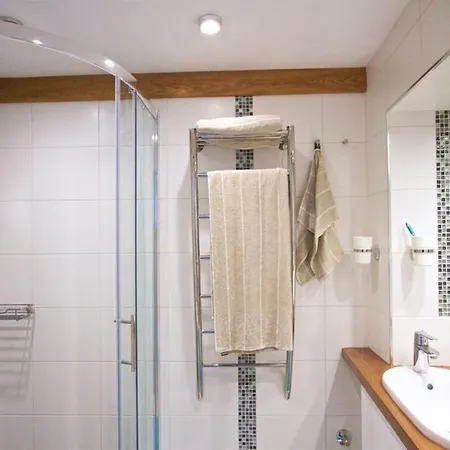 Guest house And Lan Trogir